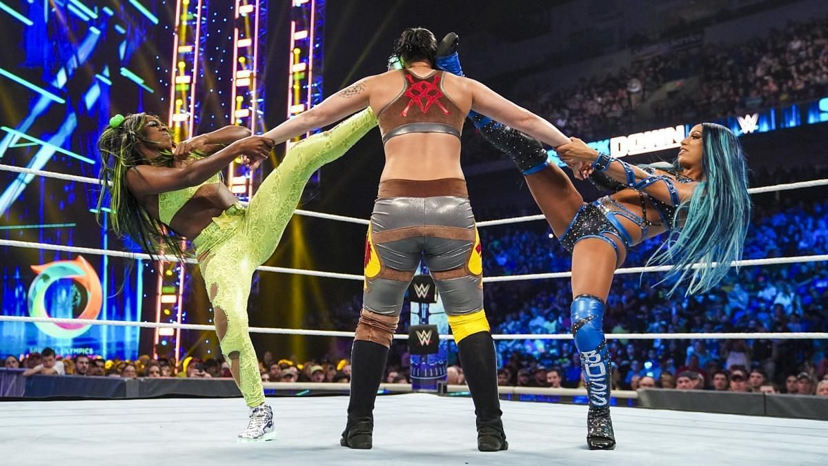 The Boss & Glow Connection remain champs!